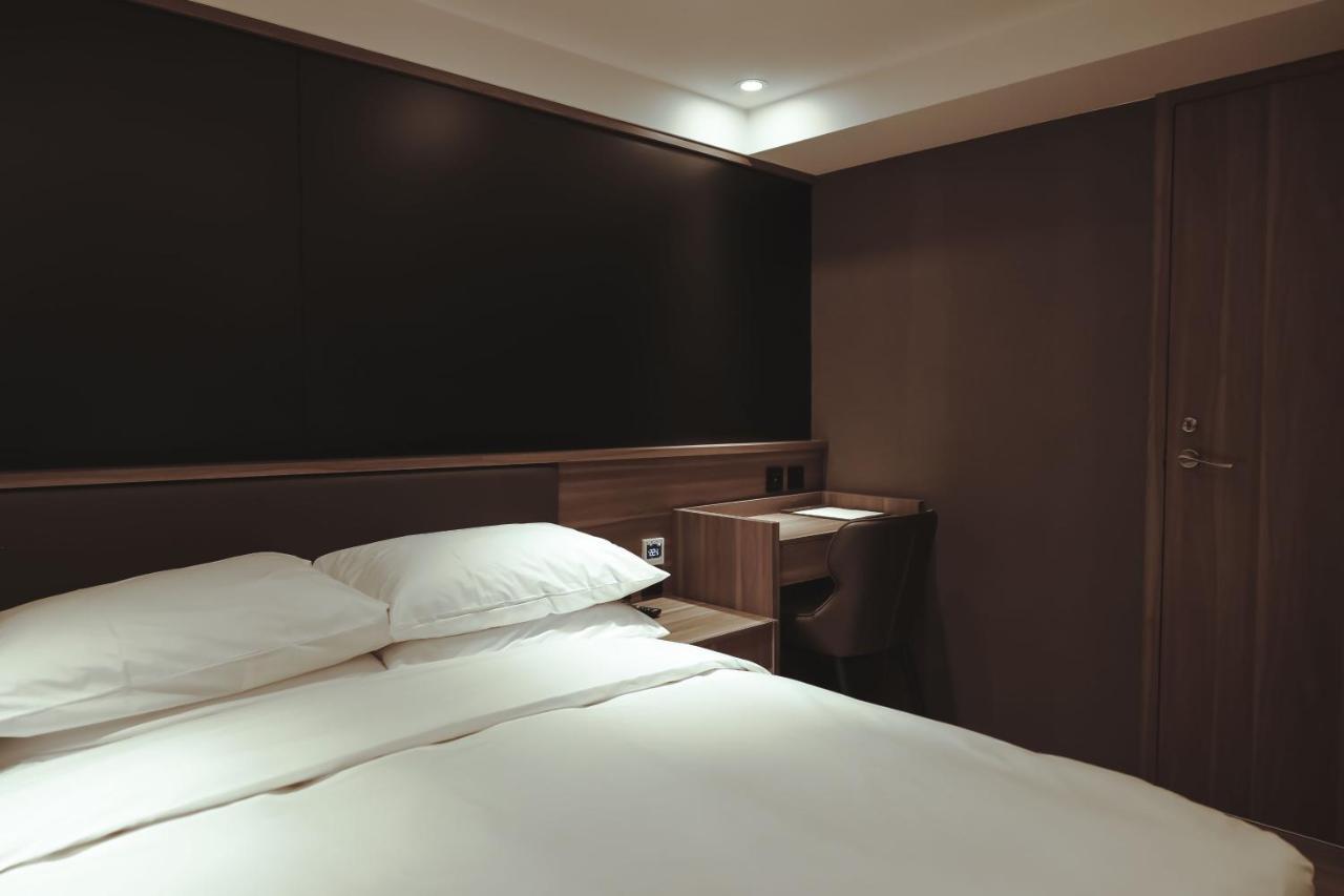 Autumn Willow Hotel Taichung Exterior photo